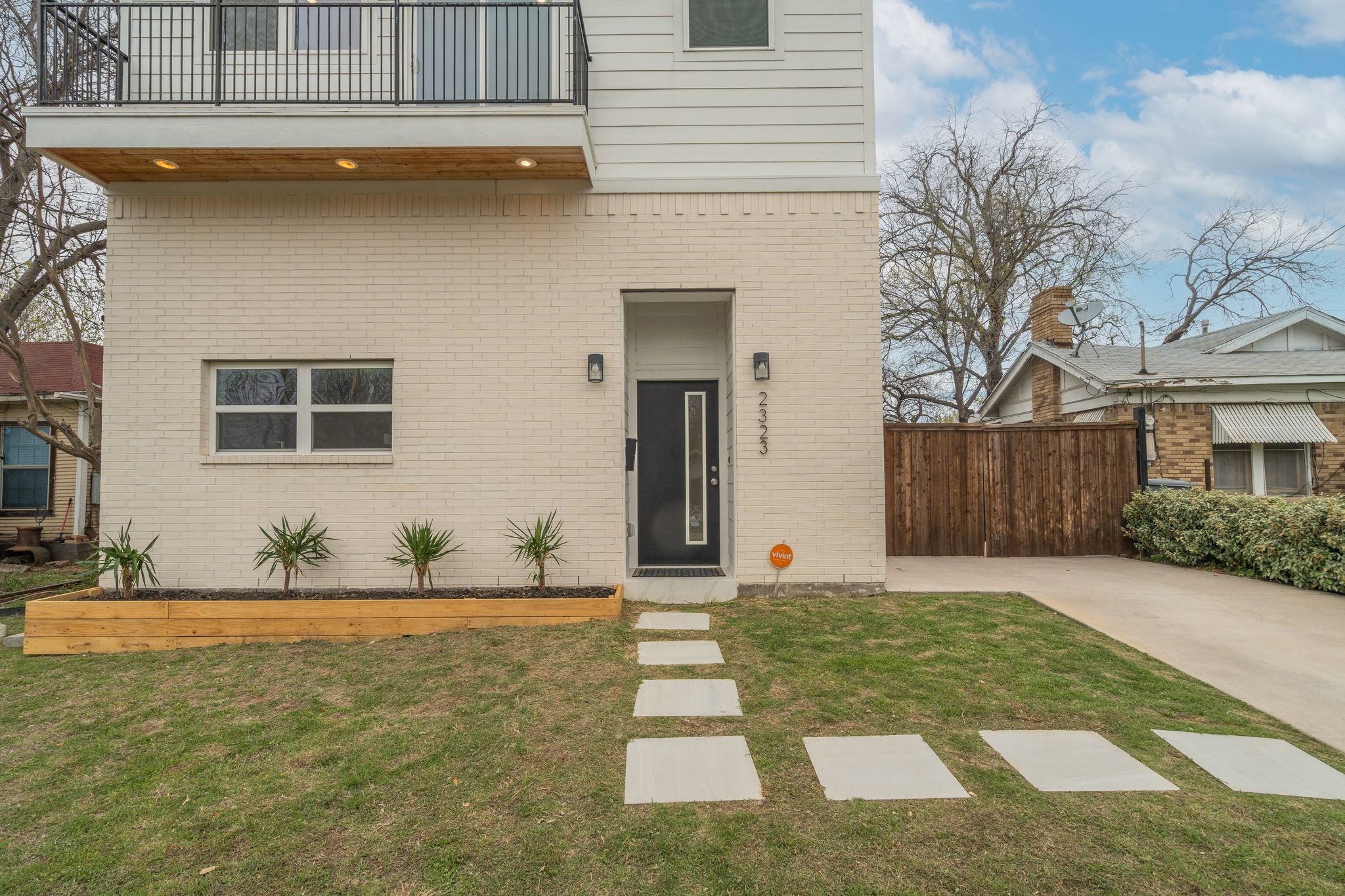 2323 Douglas Avenue Dallas TX 75219
