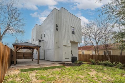 2323 Douglas Avenue Dallas TX 75219