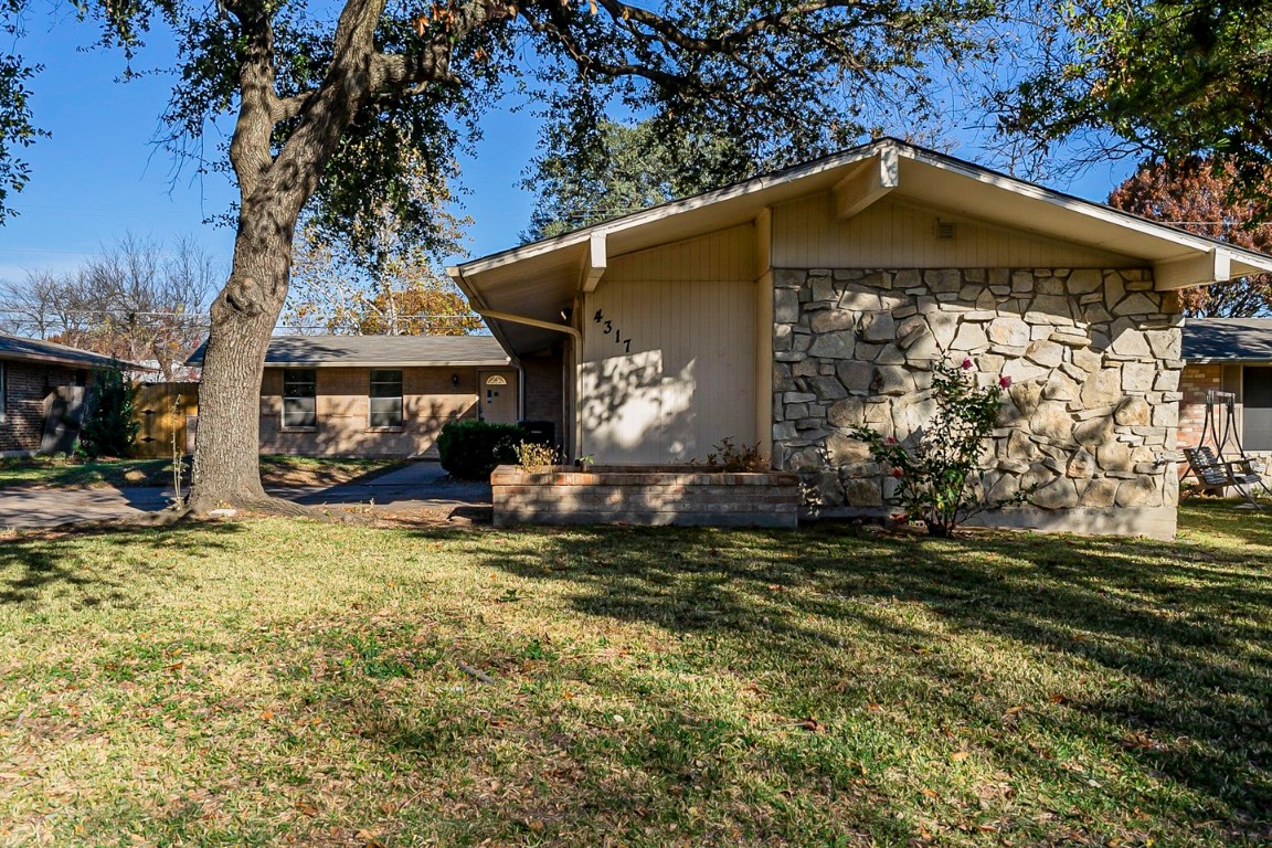 4317 Upland Way Garland TX 75042