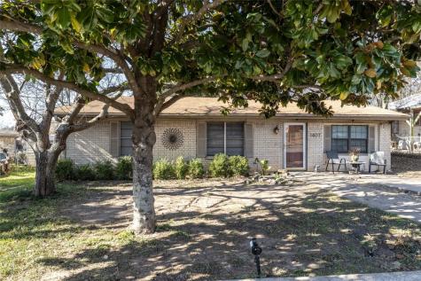 1407 Franklin Street Weatherford TX 76086