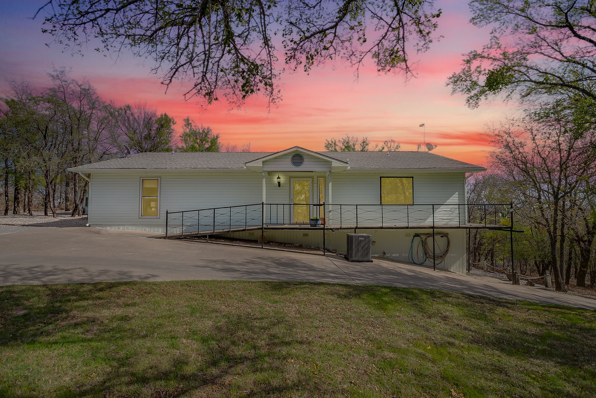 292 Pam Drive Chico TX 76431