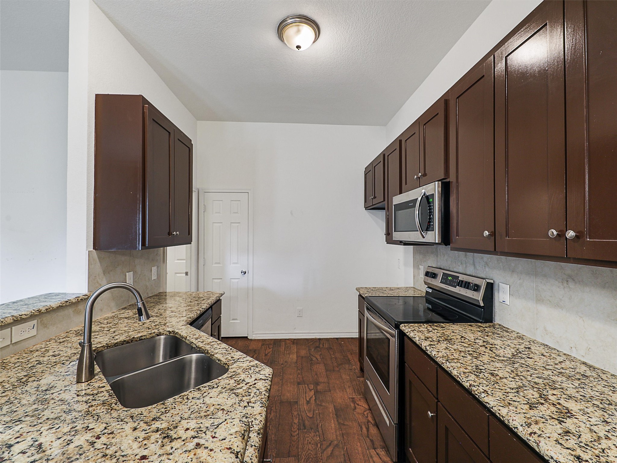 3101 Eastcrest Court Fort Worth TX 76105