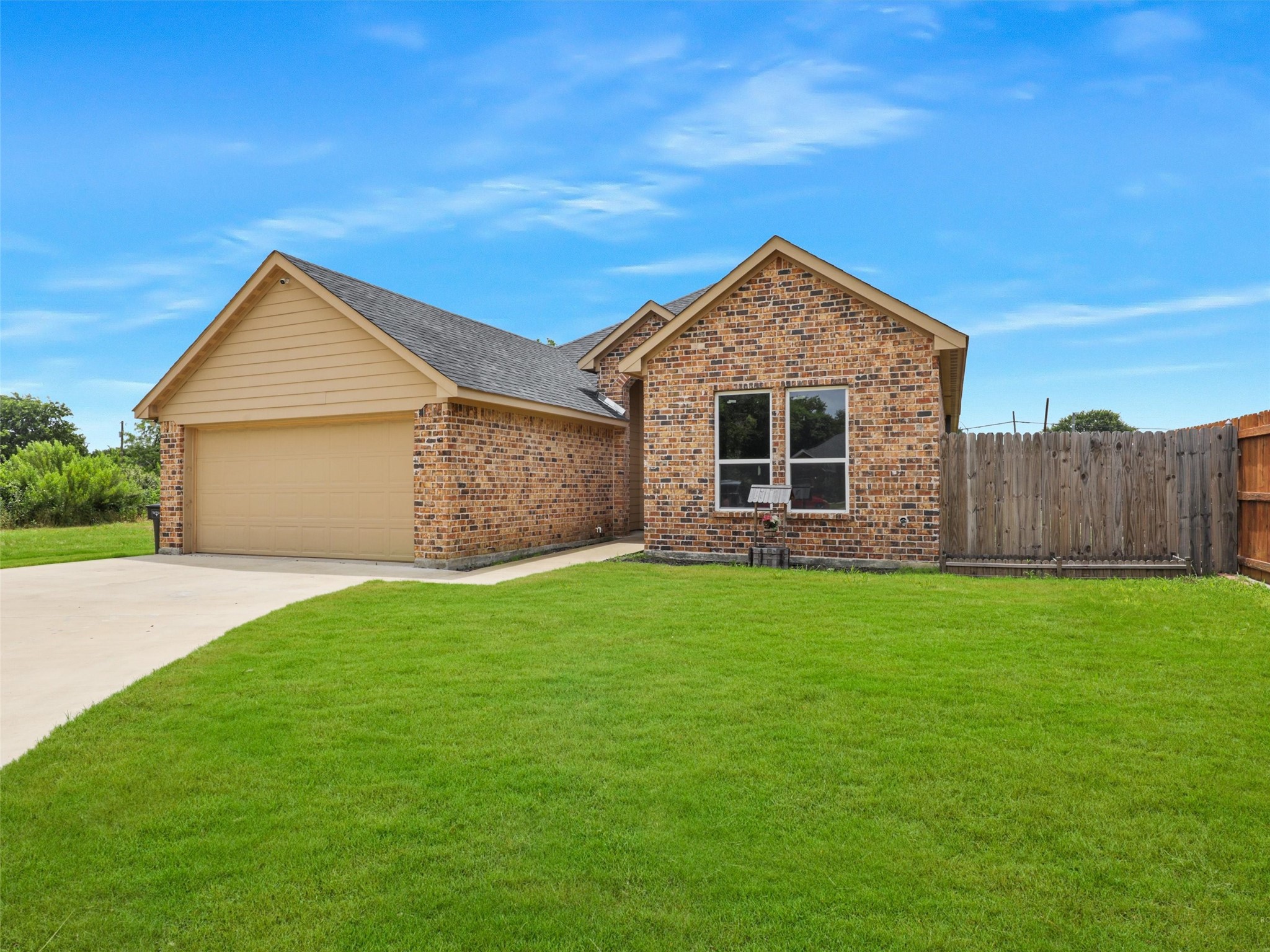 3101 Eastcrest Court Fort Worth TX 76105