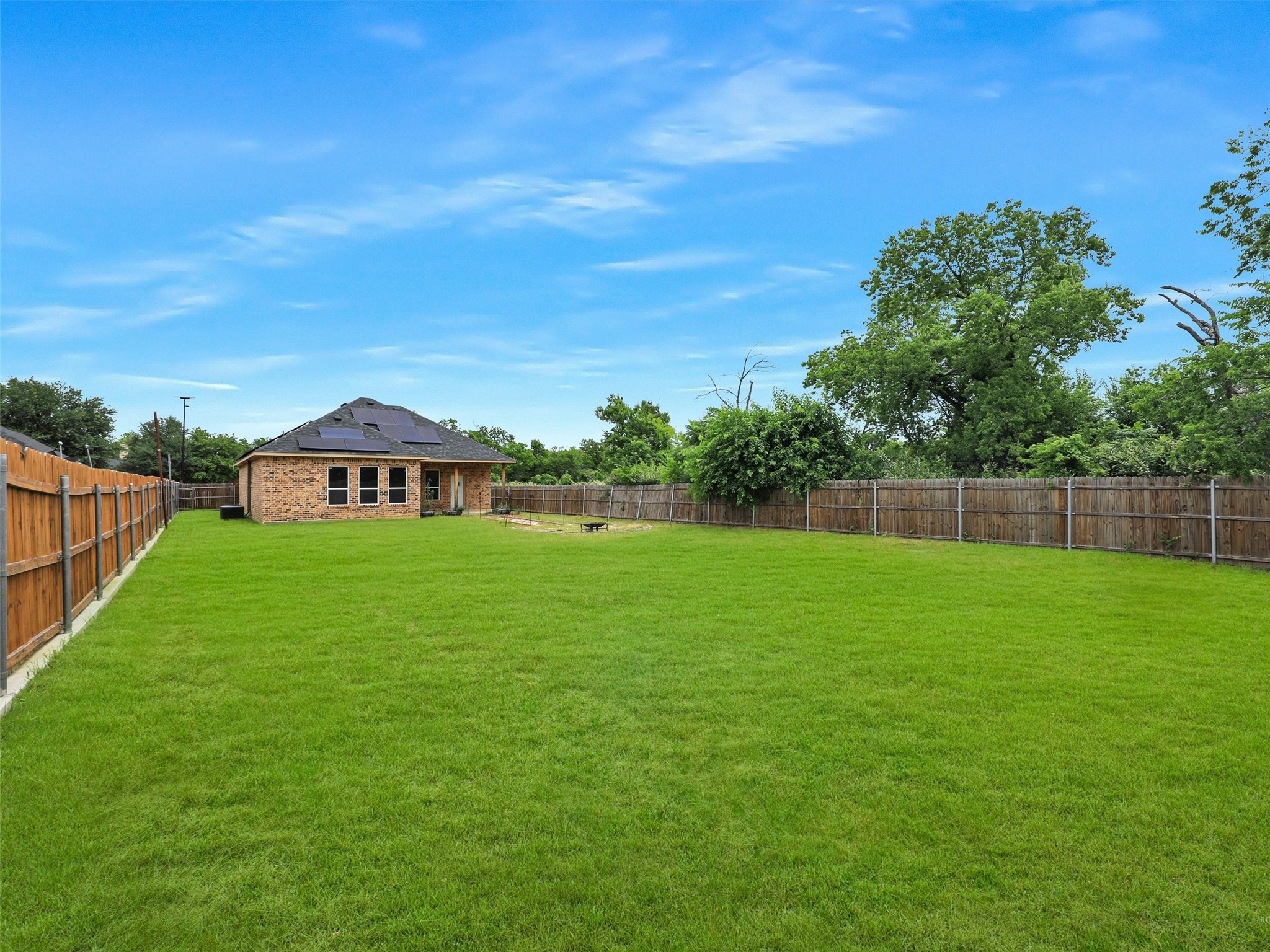 3101 Eastcrest Court Fort Worth TX 76105