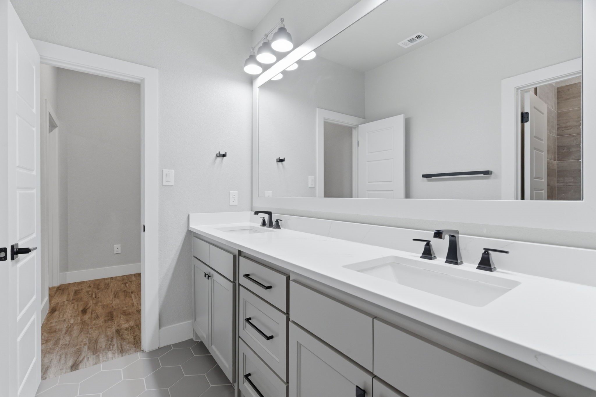 205 Deer Glade Court Azle TX 76020
