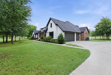 205 Deer Glade Court Azle TX 76020
