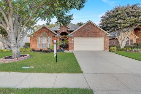 10532 Stoneside Trail Fort Worth TX 76244