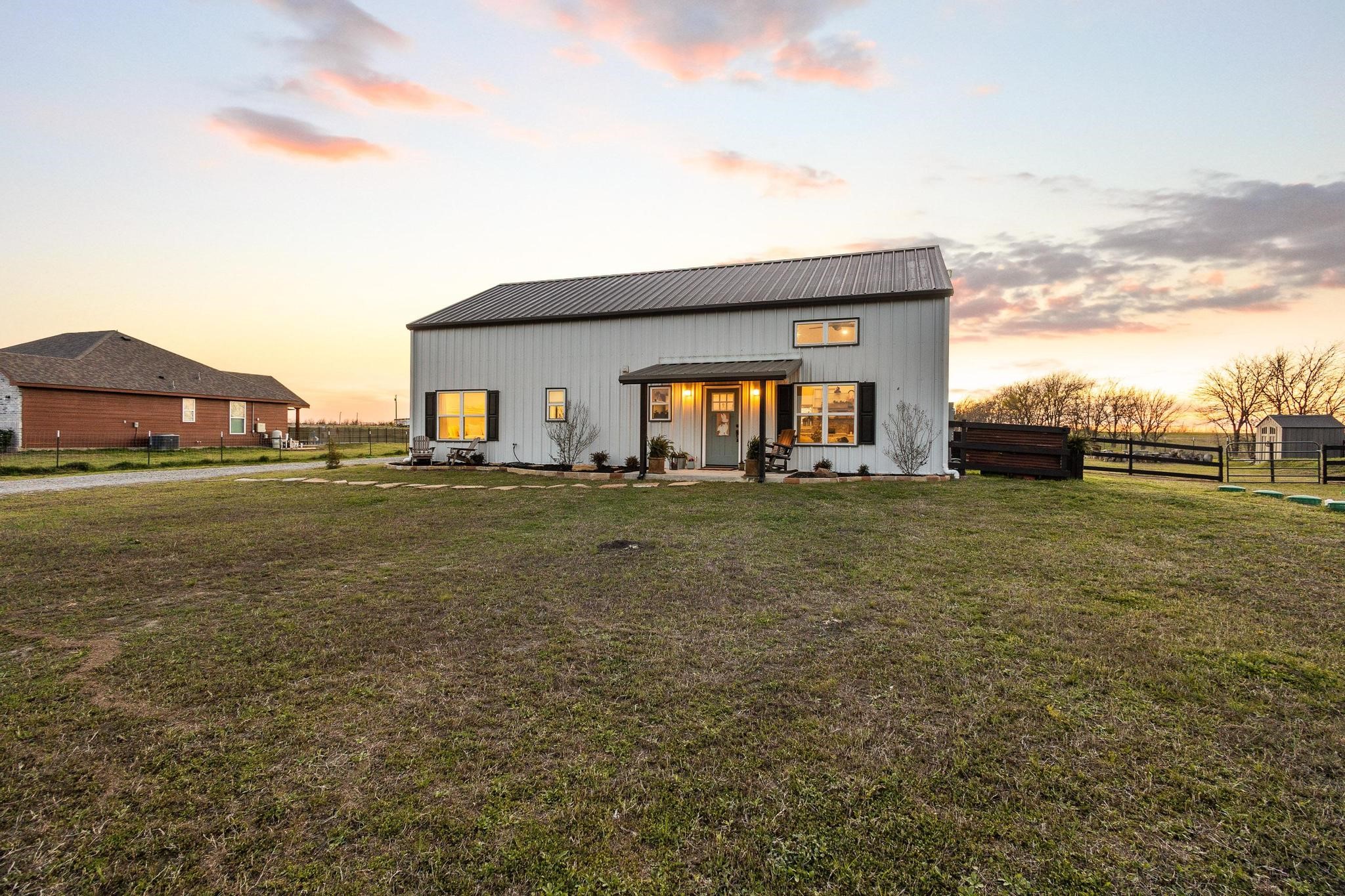5828 County Road 1093 Celeste TX 75423