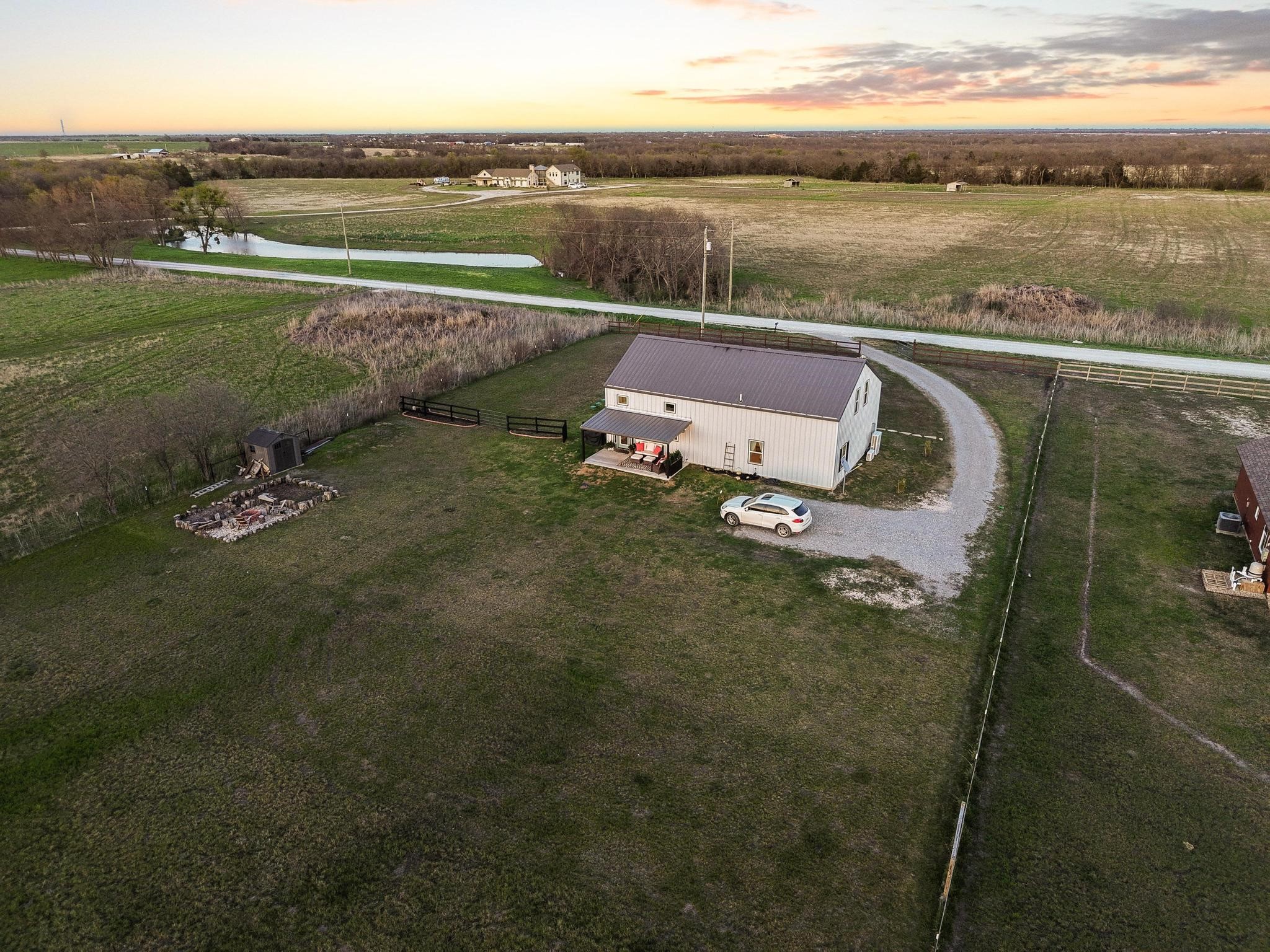 5828 County Road 1093 Celeste TX 75423