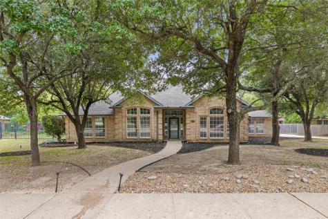 1818 Rocky Creek Drive Duncanville TX 75137
