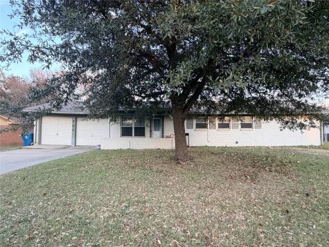 700 N Spears Street Alvarado TX 76009
