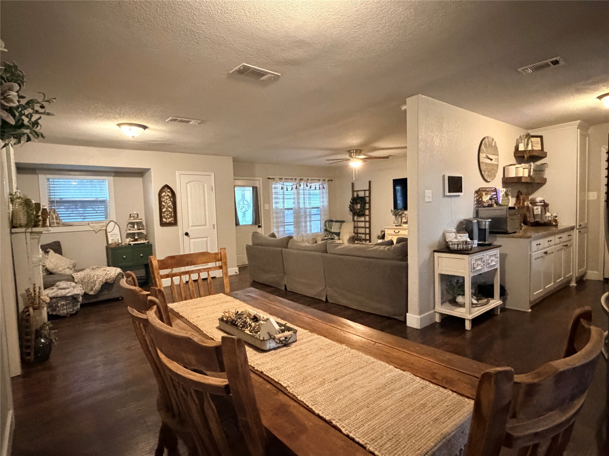 700 N Spears Street Alvarado TX 76009