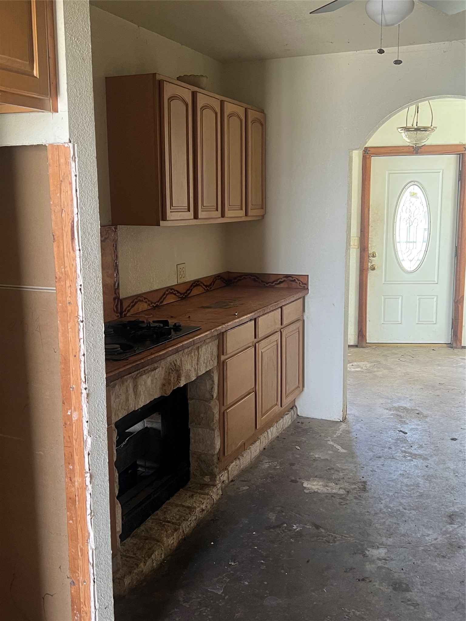 320 Windy Hill Lane Springtown TX 76082