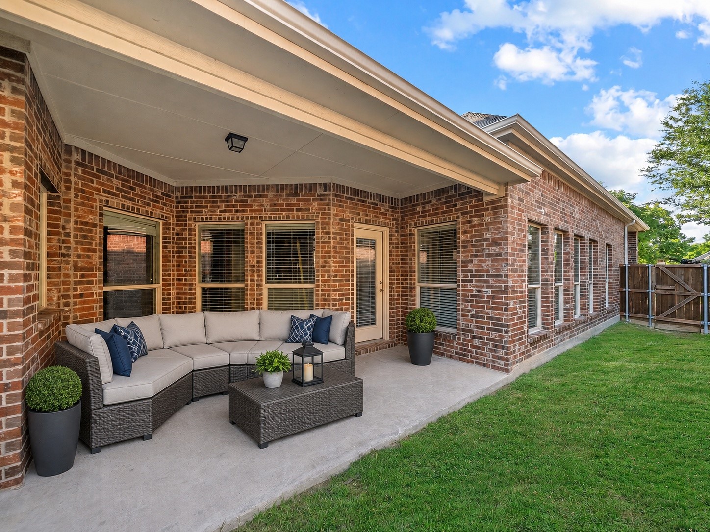 1808 Sanderlain Lane Allen TX 75002