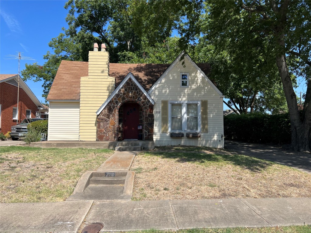 212 S 12th Street Garland TX 75040
