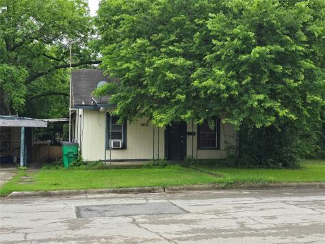 1406 E Garnett Street Gainesville TX 76240