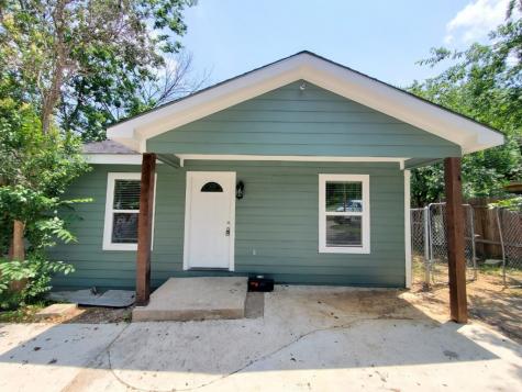 1320 E Fogg Street Fort Worth TX 76115