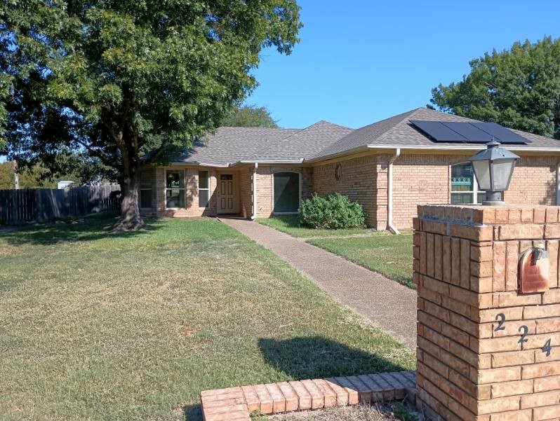 224 Crescent Drive Hewitt TX 76643