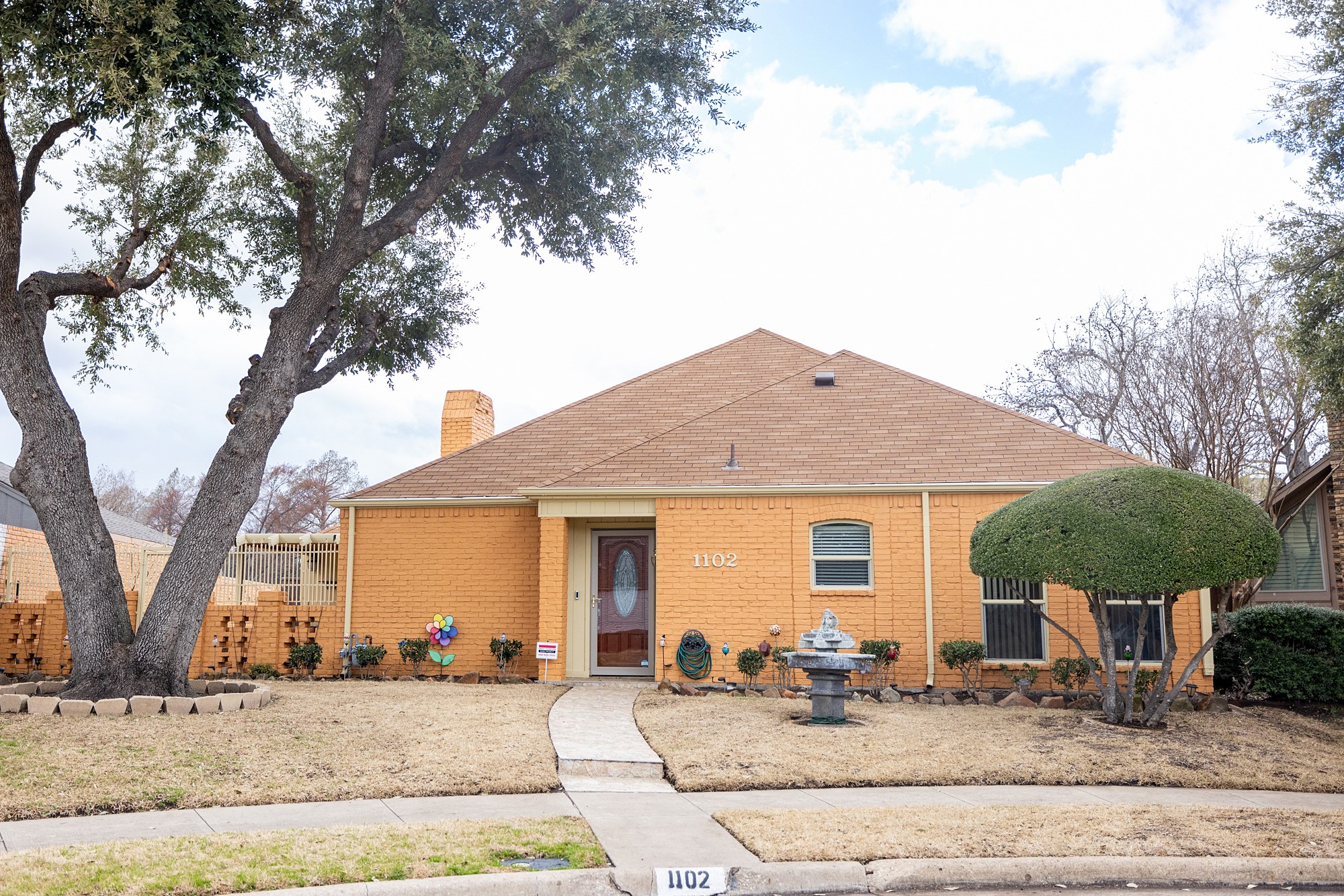 1102 Richland Oaks Drive Richardson TX 75081