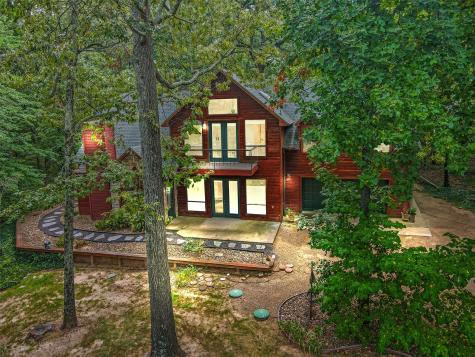 240 Palo Duro Scroggins TX 75480