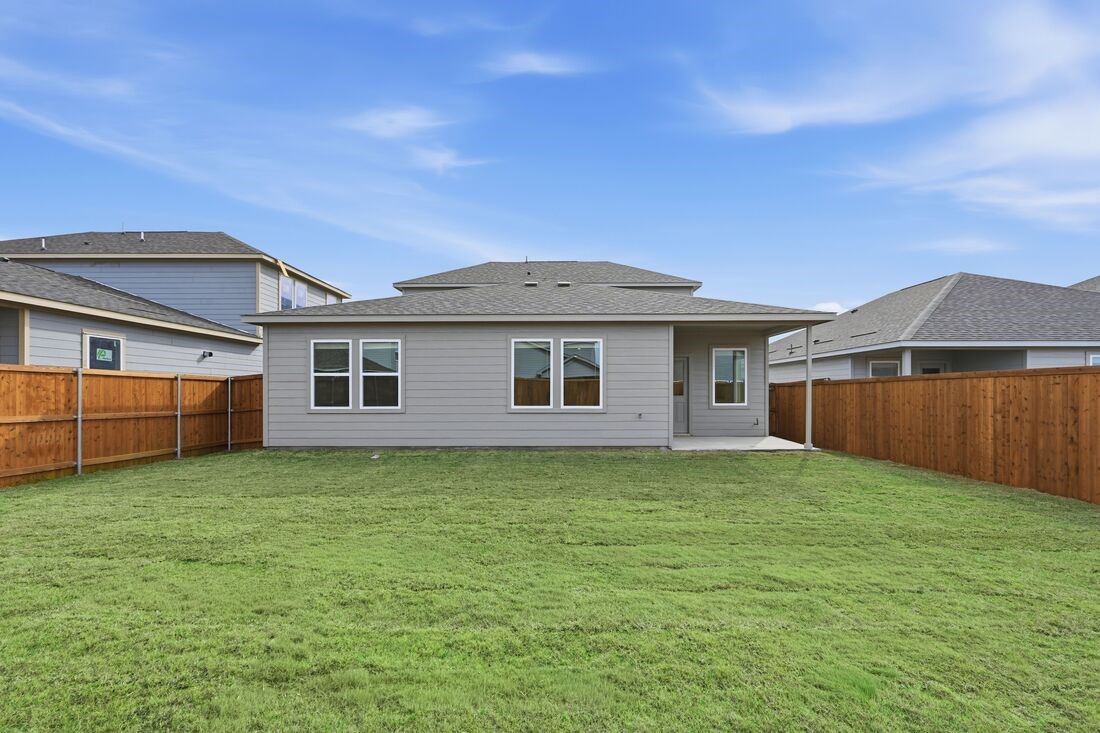 2307 Buffalo Bayou Way Crandall TX 75114