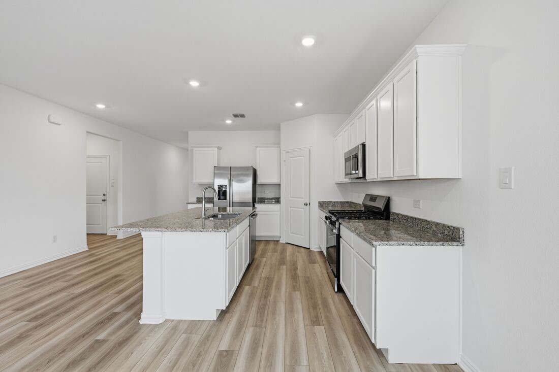 2307 Buffalo Bayou Way Crandall TX 75114