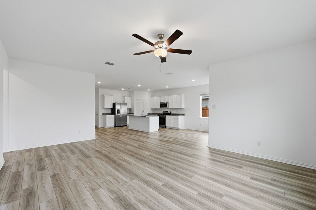 2307 Buffalo Bayou Way Crandall TX 75114