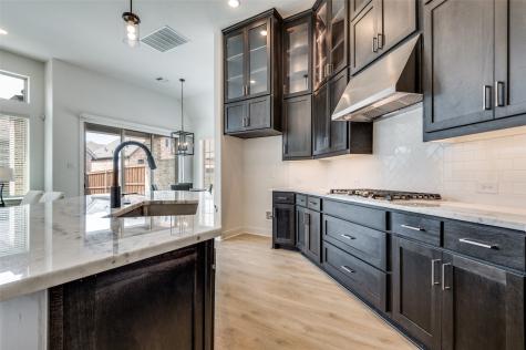 4800 Prairie Crest Lane Arlington TX 76005