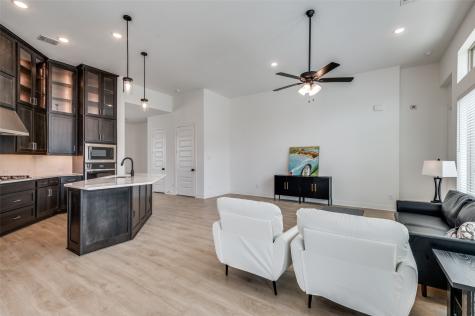 4800 Prairie Crest Lane Arlington TX 76005