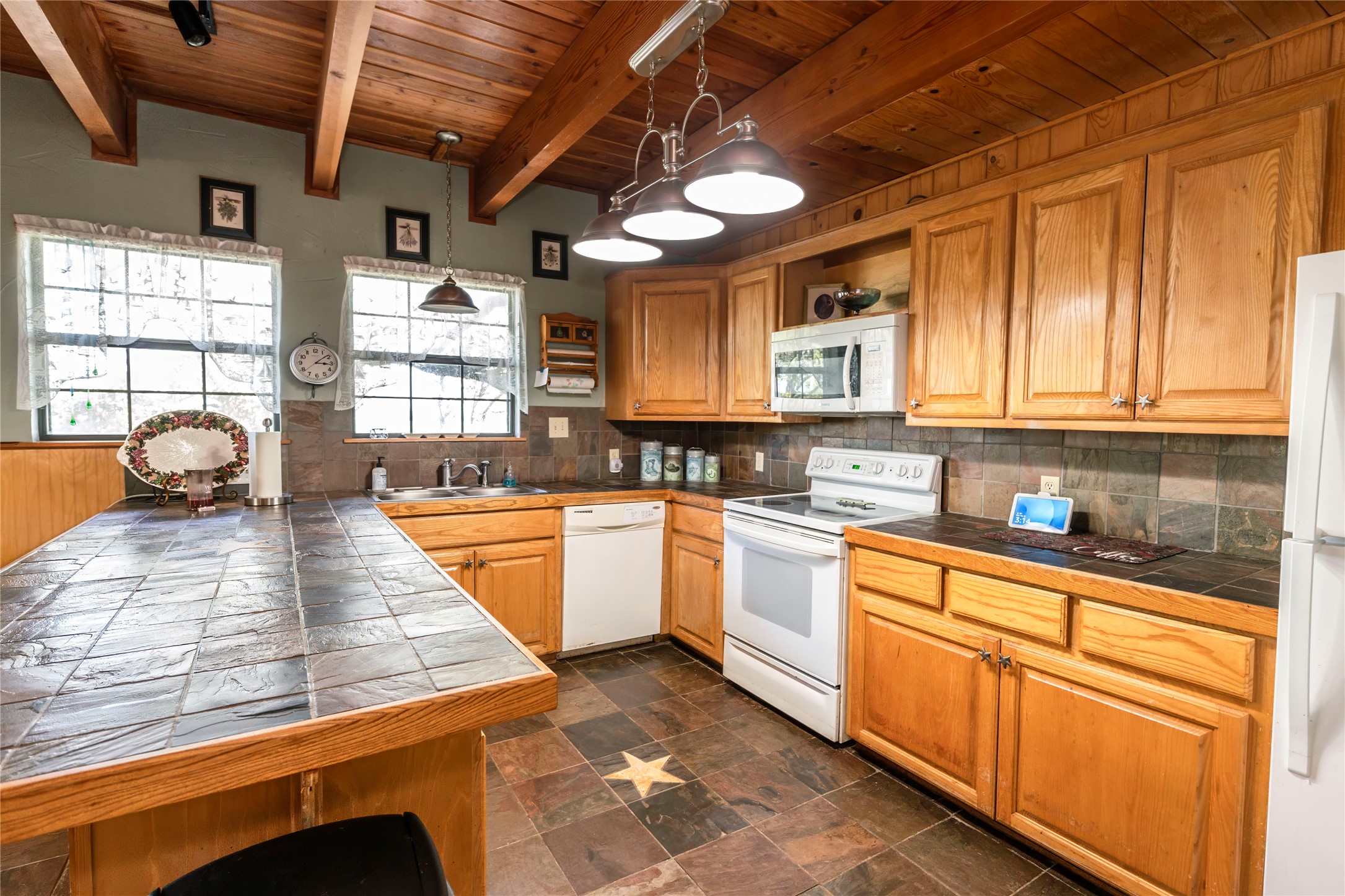 698 Storey Road Nocona TX 76255