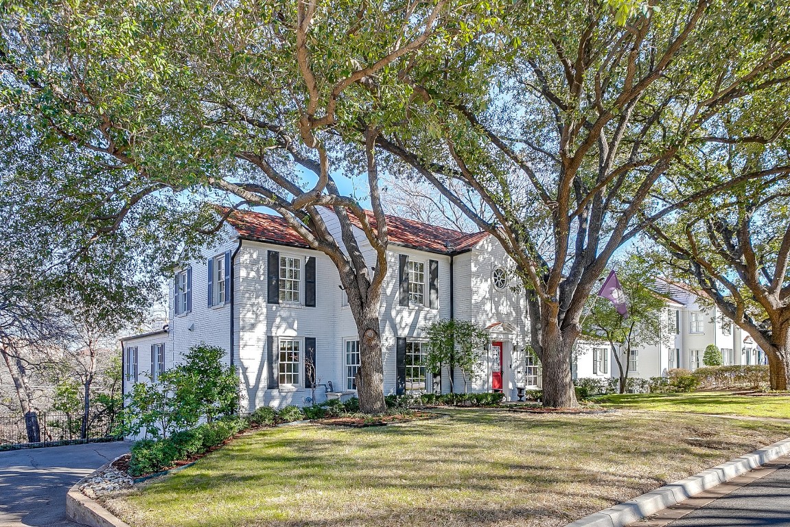 2813 Alton Road Fort Worth TX 76109
