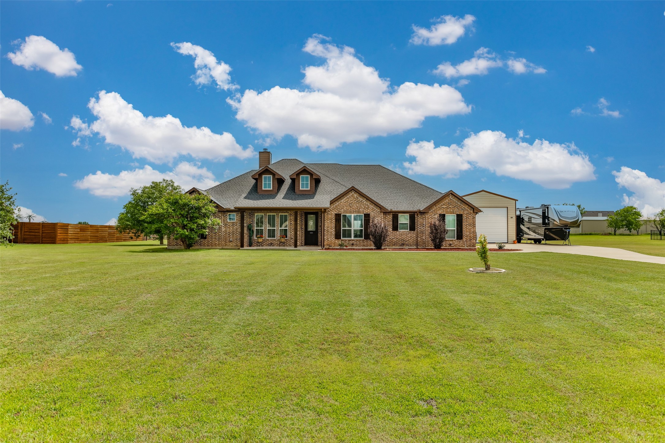 11210 Lakecrest Drive Sanger TX 76266