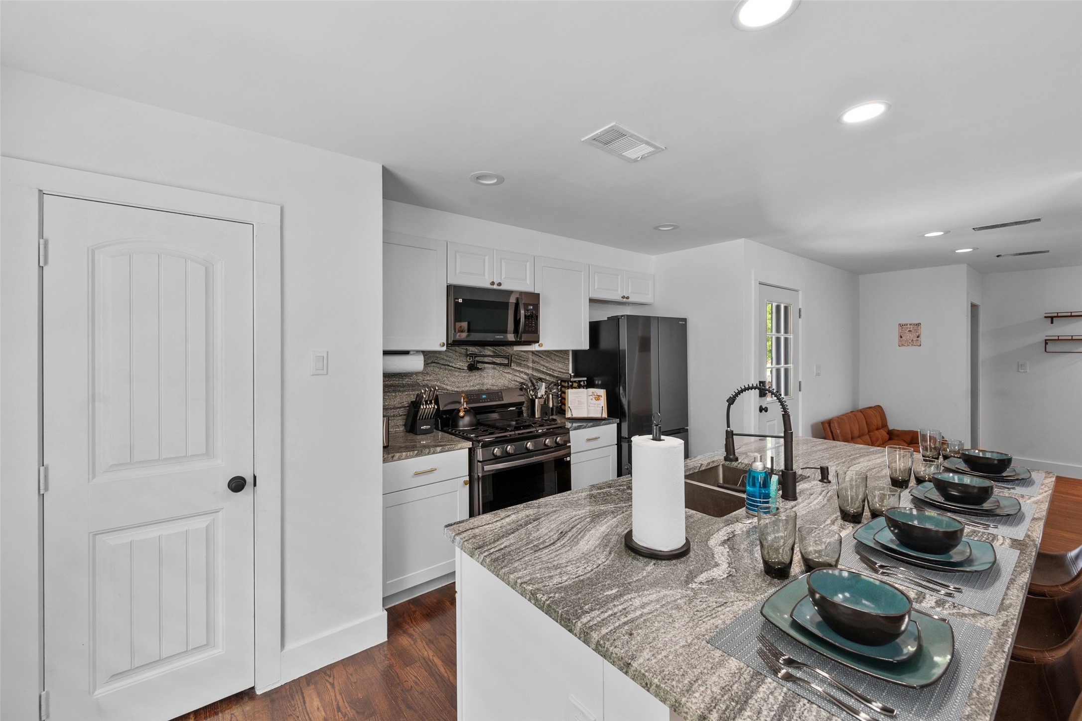 4109 Brooks Baker Avenue Lakeside TX 76135