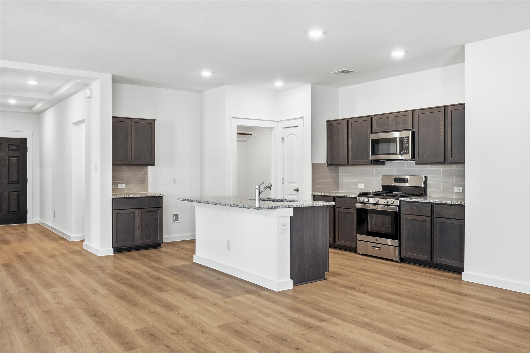 122 Patrick Henry Drive Venus TX 76084