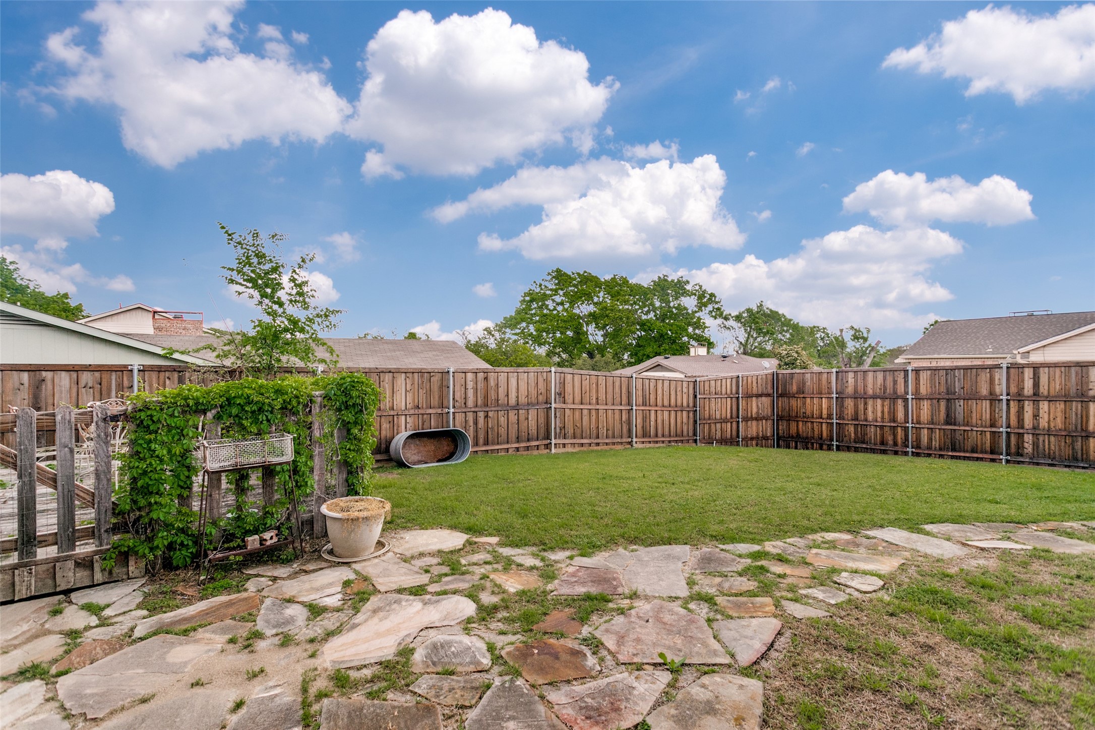 3304 Castle Drive Plano TX 75074