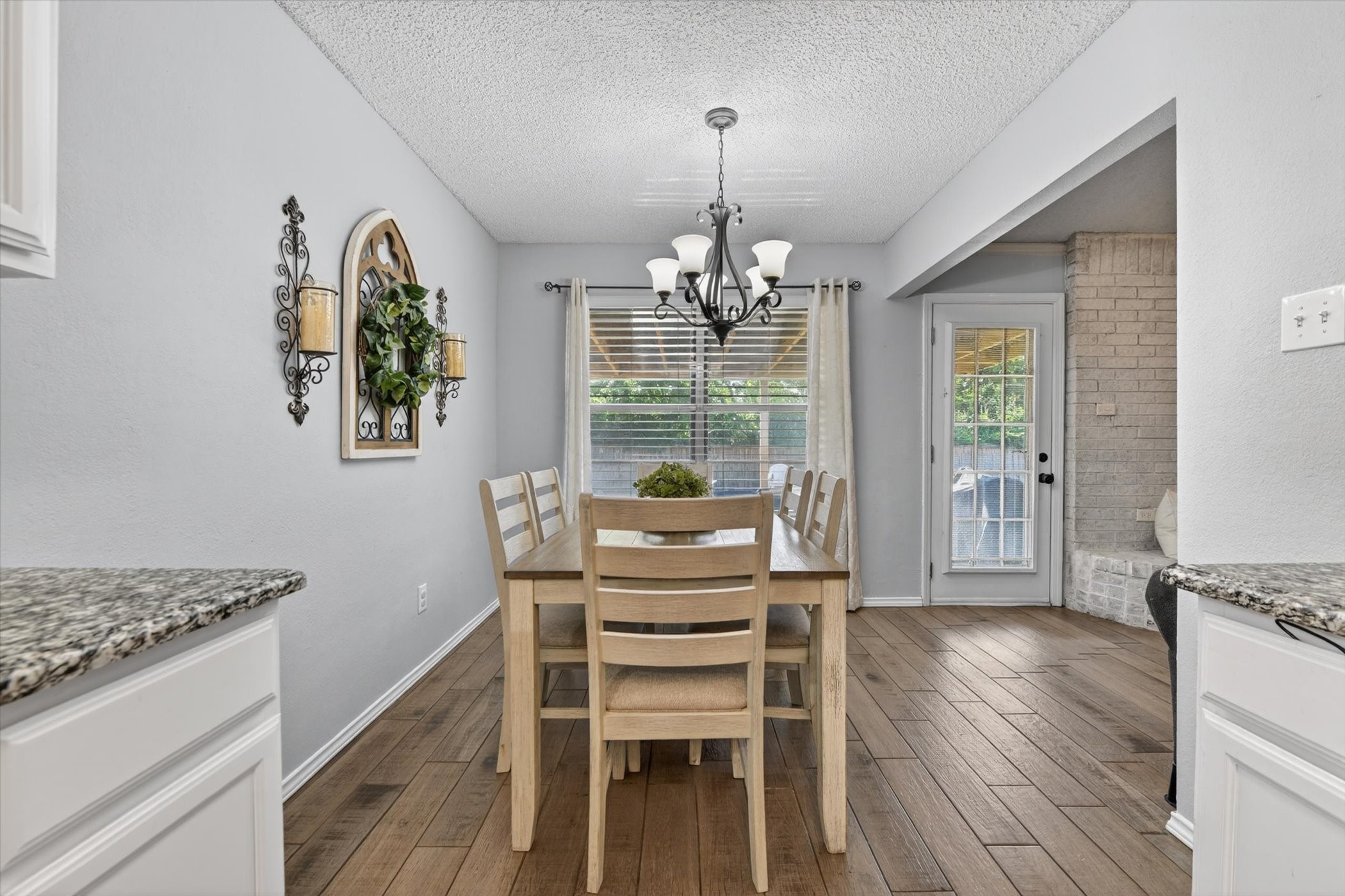 6724 Bartay Drive North Richland Hills TX 76182