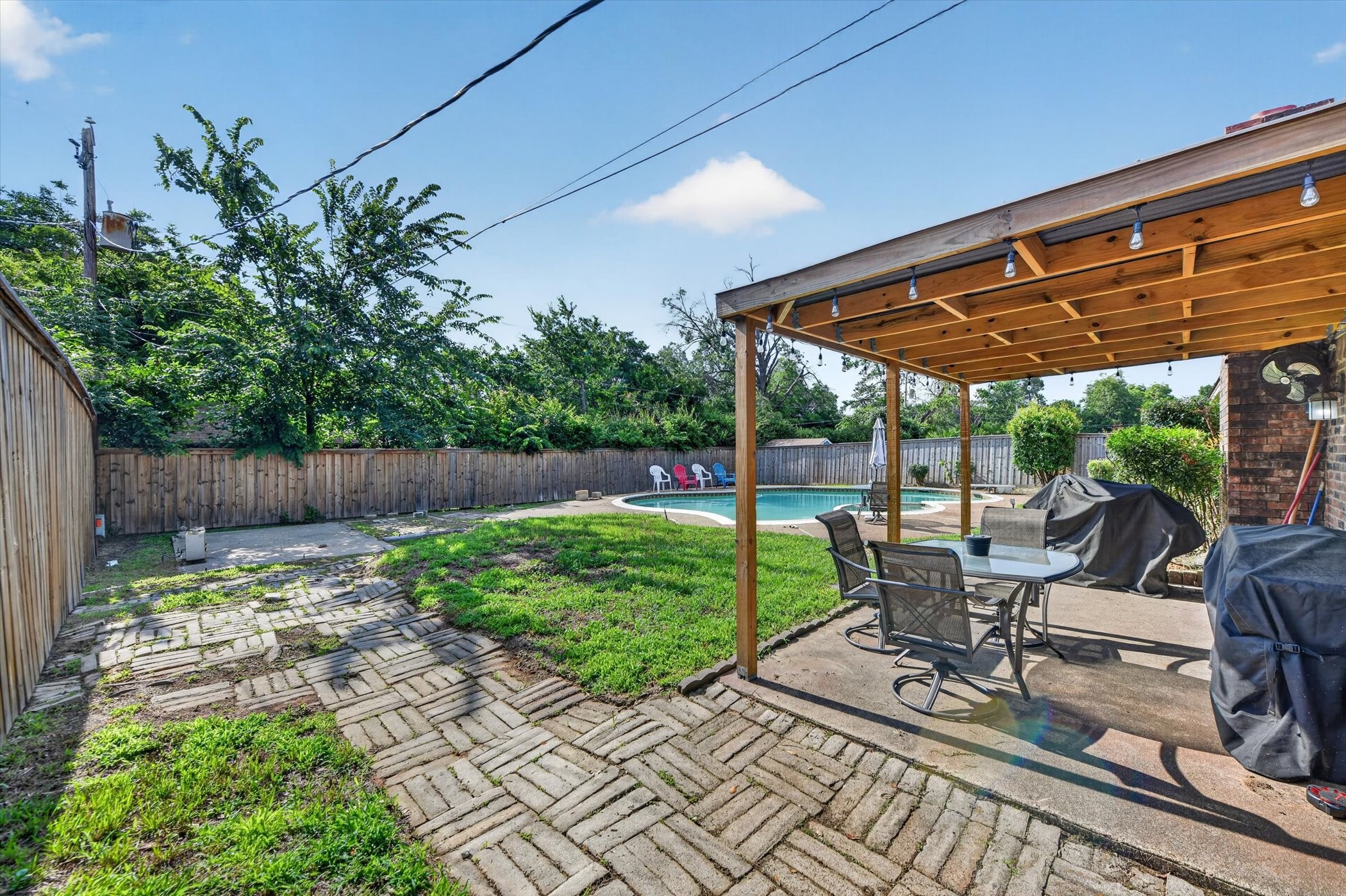6724 Bartay Drive North Richland Hills TX 76182