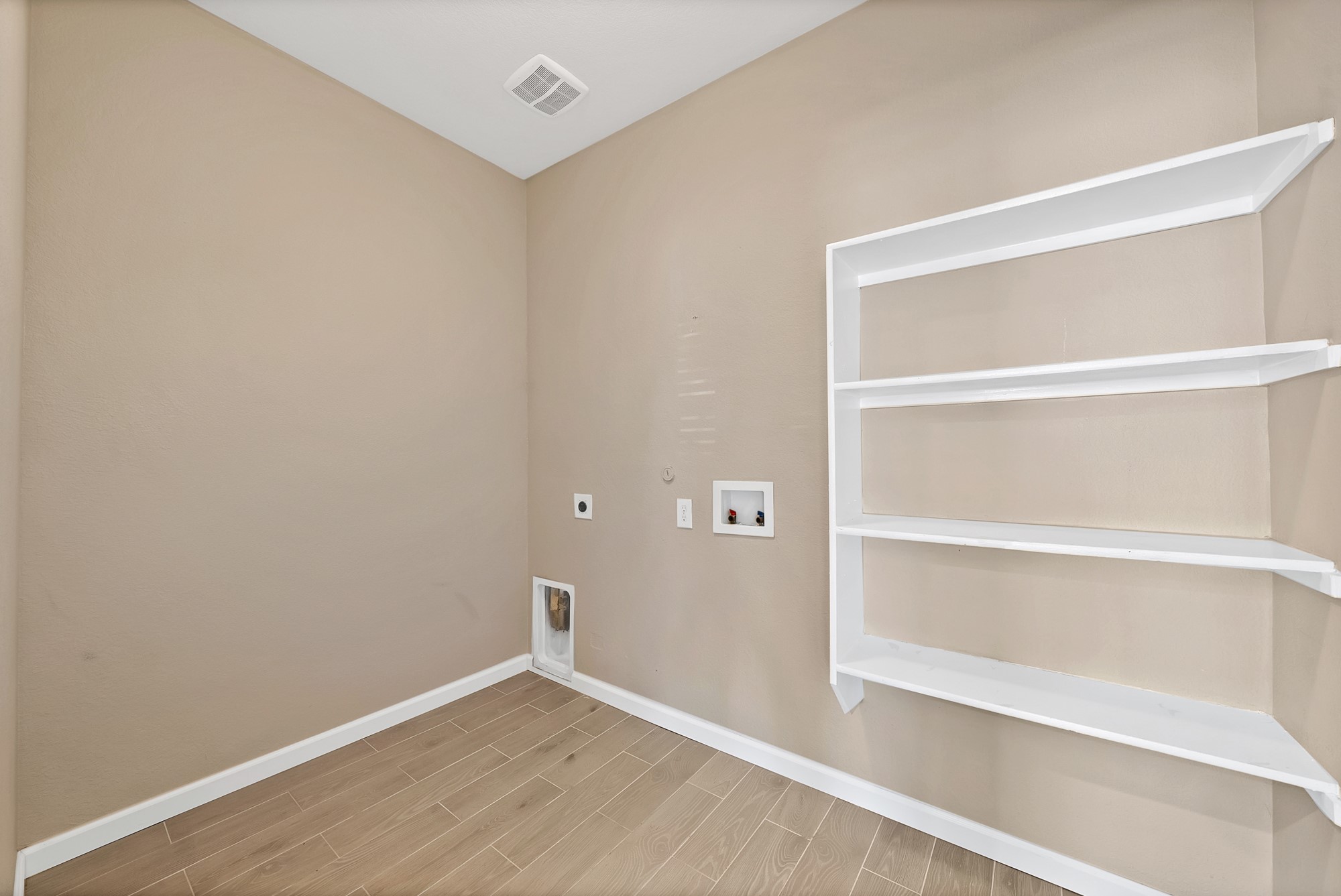 5212 Bluewater Drive Frisco TX 75036