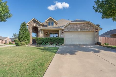 4300 Meadow Bend Court Mansfield TX 76063