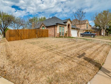 3901 Lochridge Court North Richland Hills TX 76180