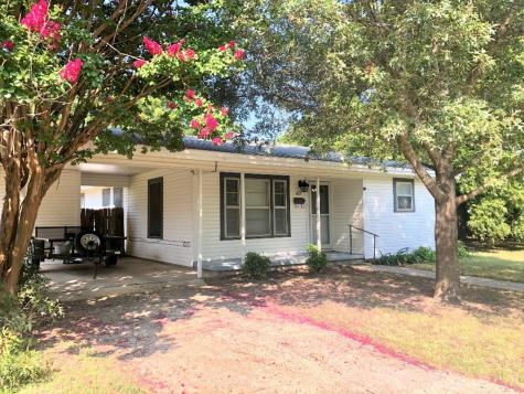 1424 N Mccart Street Stephenville TX 76401
