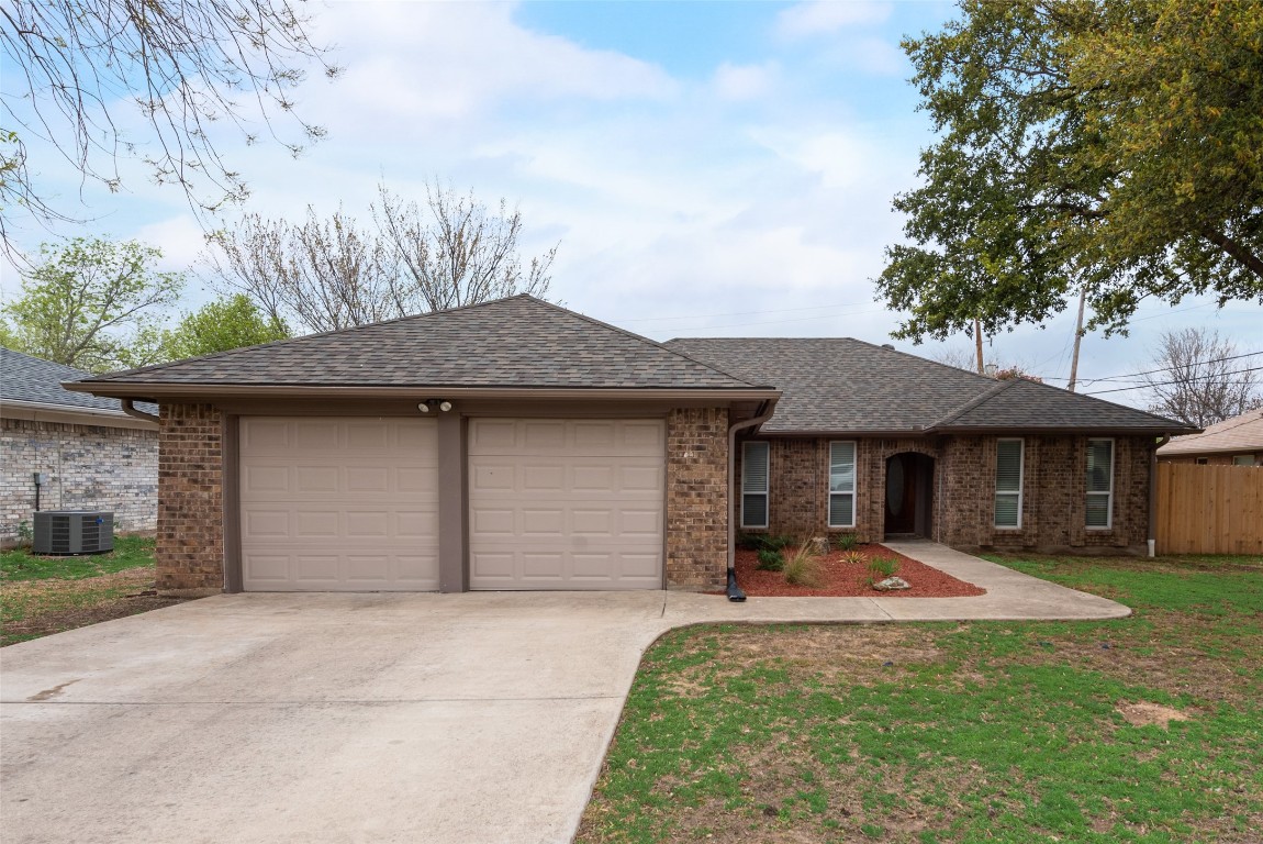 8021 Lynda Lane North Richland Hills TX 76180