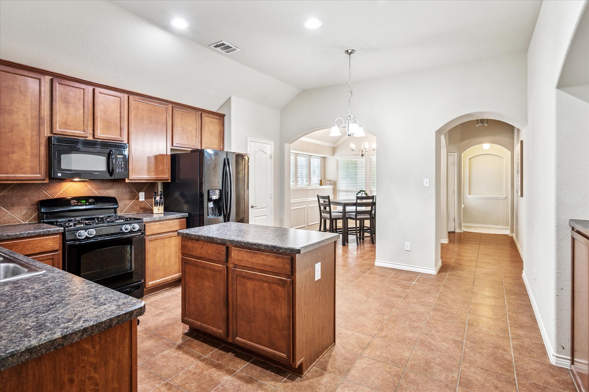 925 Appalachian Lane Savannah TX 76227