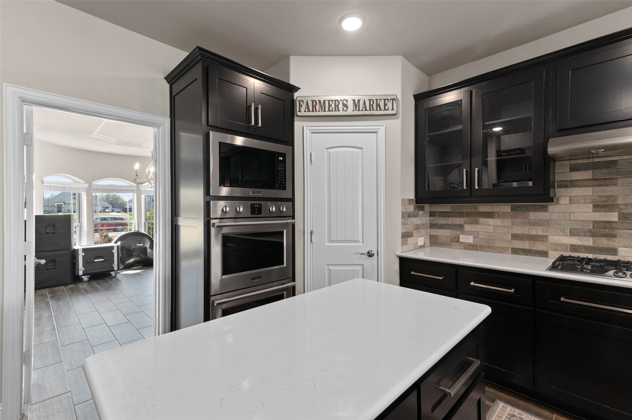 800 Beckington Drive Shady Shores TX 76208