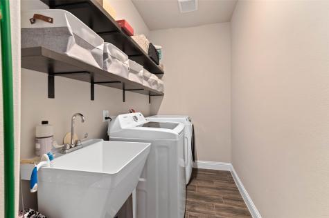800 Beckington Drive Shady Shores TX 76208
