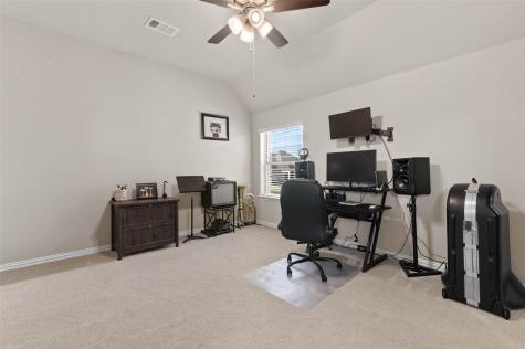 800 Beckington Drive Shady Shores TX 76208