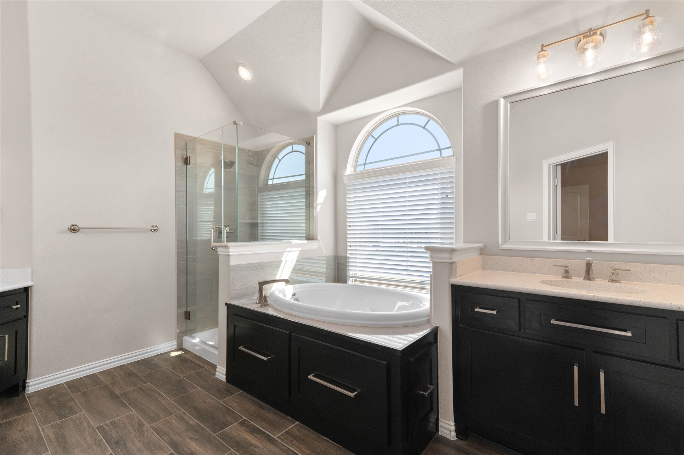 800 Beckington Drive Shady Shores TX 76208