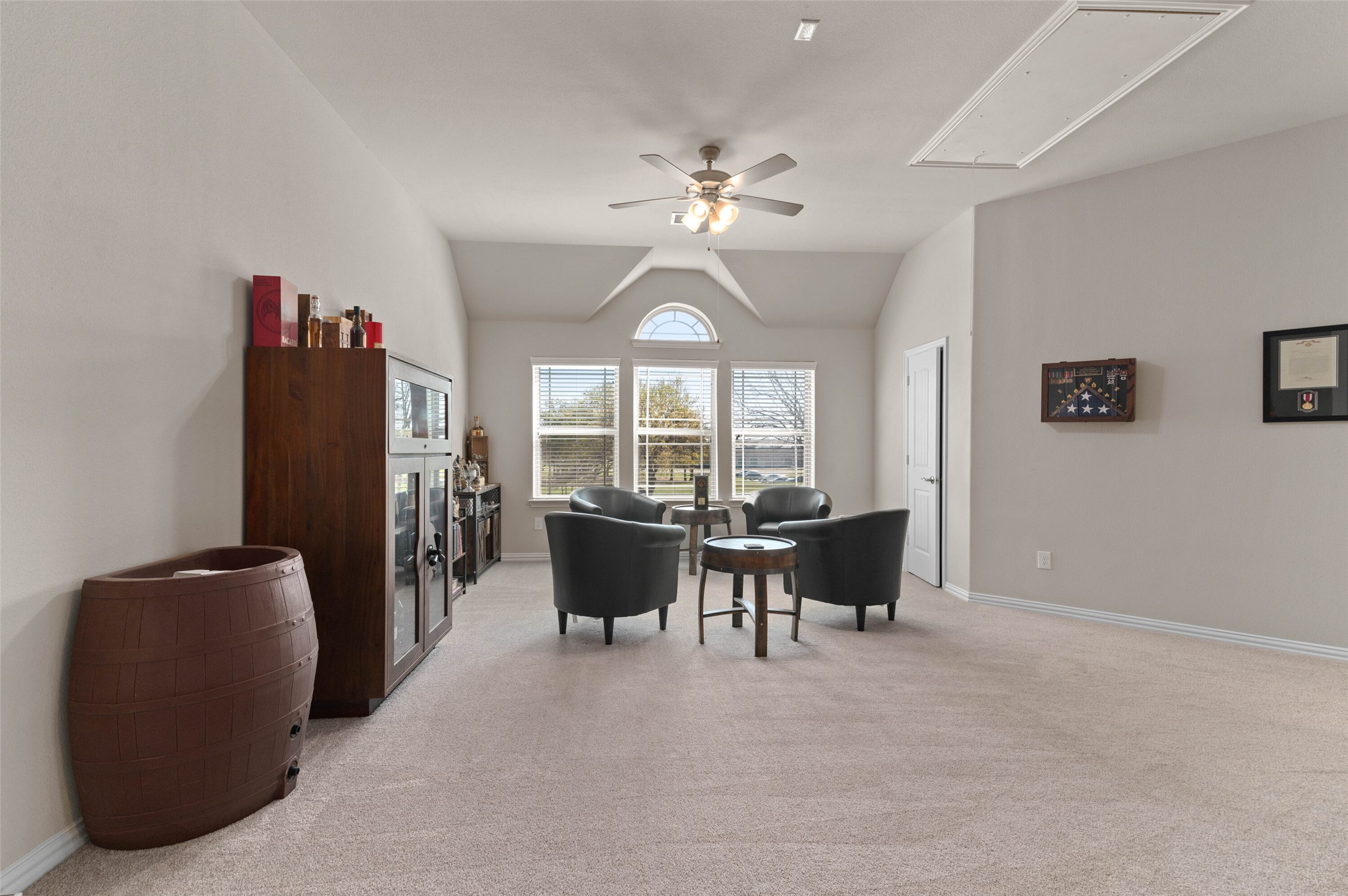 800 Beckington Drive Shady Shores TX 76208