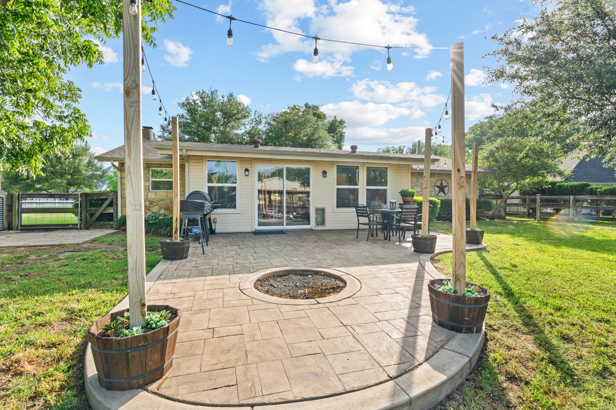 3319 Midway Court Granbury TX 76049
