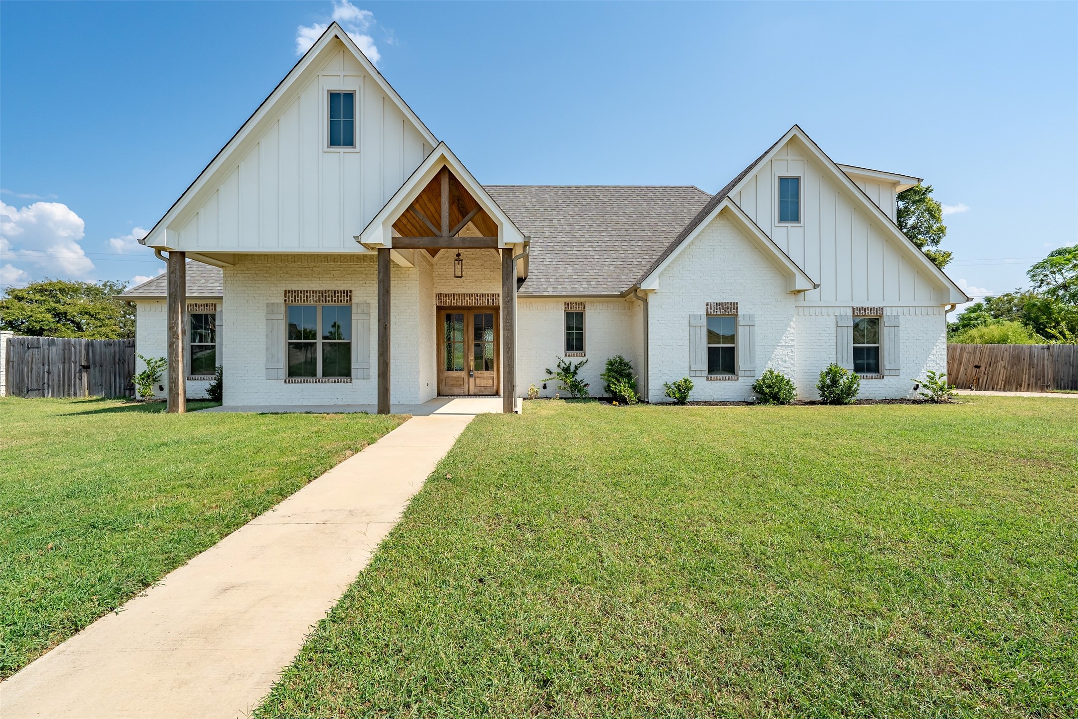 545 Bush Buck Way Bullard TX 75757